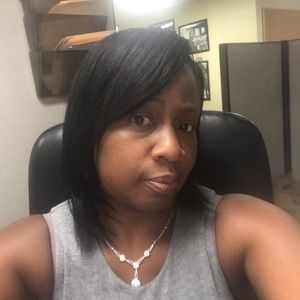 Meet your Posher, Marcia